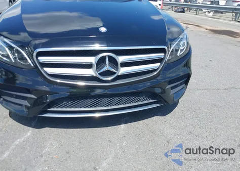 2017 Mercedes-Benz E 300 4Matic z USA, uszkodzony, nr VIN WDDZF4KB5HA171172